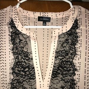 2 hour sale!!!! The limited blouse